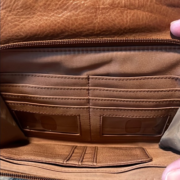 Fossil Brown Leather Shoulder Bag with Hobo Shape and Decorative Hardware vintag - Picture 9 of 9